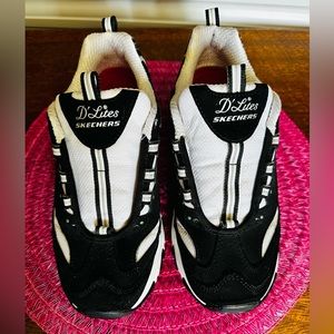 Sketchers D’Lites